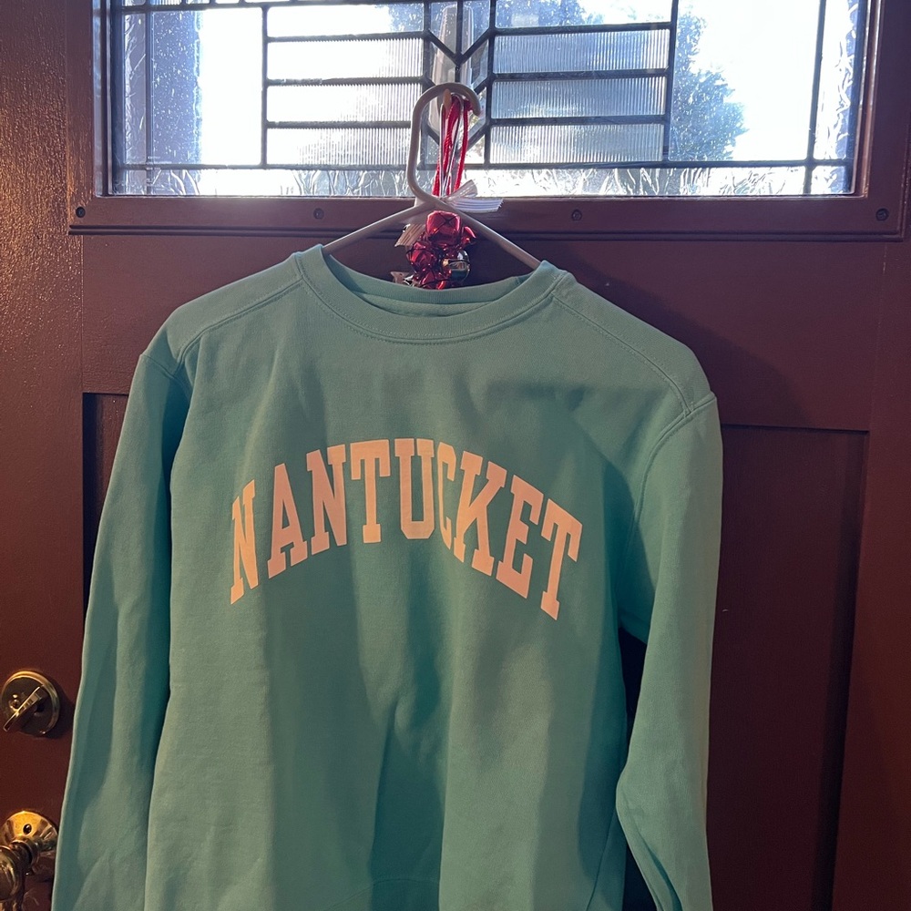 Turquoise nantucket mass sweatshirt size smalll!! Youth size smalll